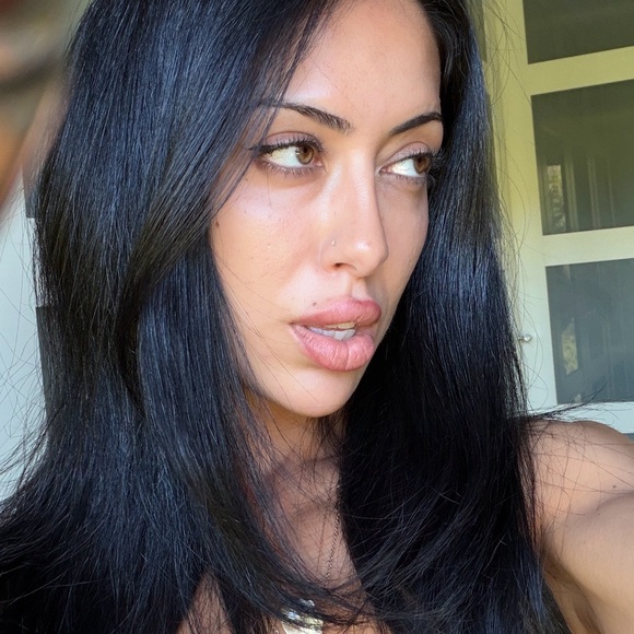 sherriekhazani